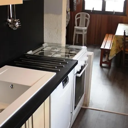 Familial Sur Les Hauteurs Avec Parking Proche Pistes - Fr-1-814-73 Chalet Besse-et-Saint-Anastaise