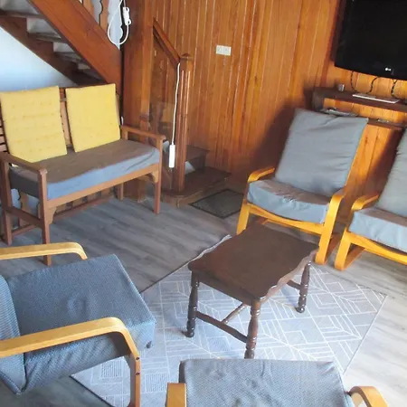 Chalet Familial Sur Les Hauteurs Avec Parking Proche Pistes - Fr-1-814-73